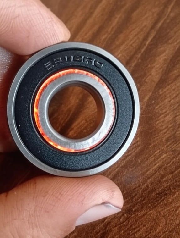 چرا بلبرینگ من داغ می‌کند؟ دلایل، نشانه‌ها و راه‌حل‌ها